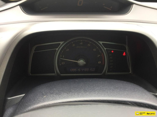 Honda Civic .
