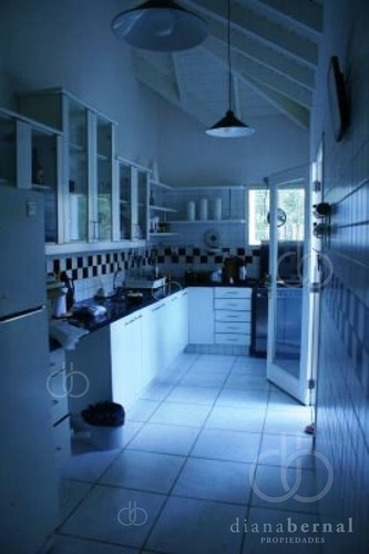 Imagen 15 de 30 de Punta Del Este, Rincon Del Indio, Brava, 3 Dormitorios Y Piscina.
