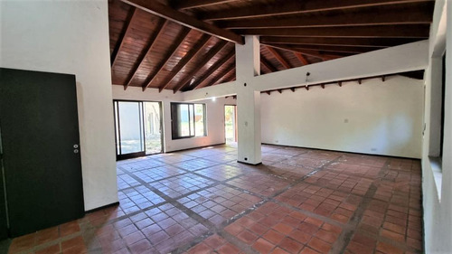 Oportunidad Retasada!! Barrio San Francisco , Calle Tchaicovsky, Parque Udaondo, Del Viso. 3 Dorm