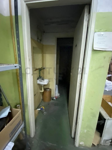 Venta Galpón/depósito-paternal-300m2-uso Mixtura 3-polo Audiovisual Apto Crédito