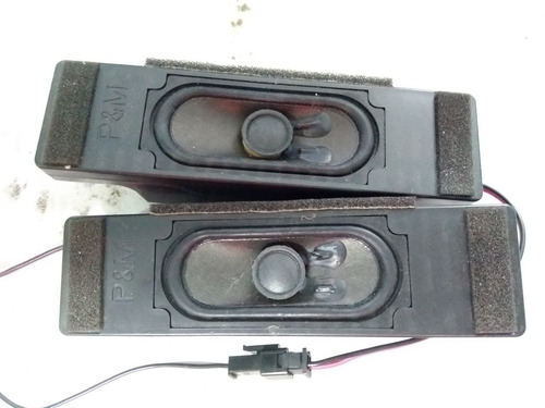 Imagen 1 de 3 de Bocinas Tv Seiki Sc 32hk700n