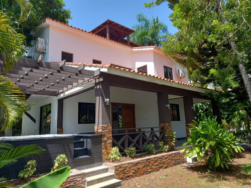 Hermosa Villa En Venta En Juan Dolio