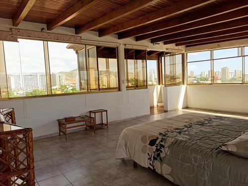 Imagen 13 de 14 de Bello Pent House En Margarita