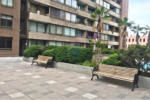 Se Vende Depto. 3d+2b+est. Y Bod Recoleta