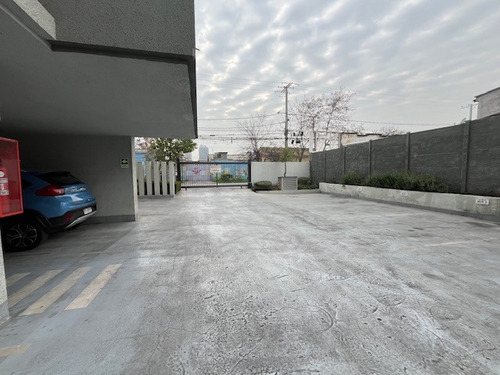 Depto 2 Habitaciones (metro San Miguel). Directo Dueño.