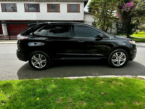 Ford Edge 3.5 Titanium