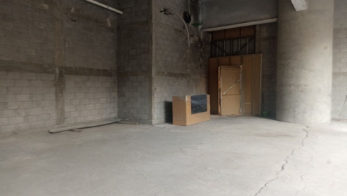 Excelente Local Comercial En Renta De 500 M2. Division Del Norte.