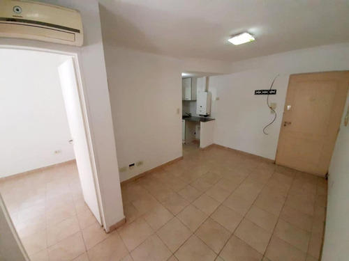 Imagen 10 de 18 de Departamento 1 Dormitorio - Planta Baja - Abasto