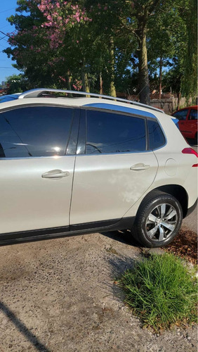Imagen 5 de 14 de Peugeot 2008 2017 1.6 Feline