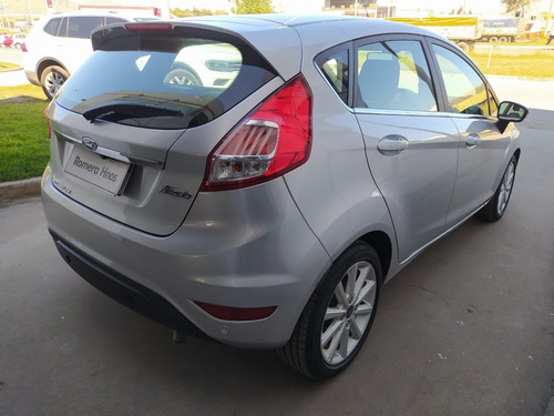 Imagen 3 de 8 de Ford Fiesta Titanium Power Shift Automatico 5 Puertas