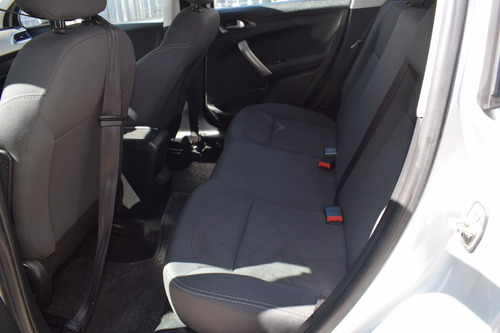 Peugeot 2008 1.6 Allure