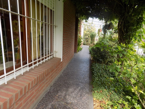 Chalet De 5 Ambientes, Galpon De 12x20 Mts, Bascula P/70 Toneladas Y Oficina