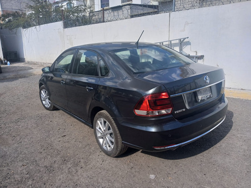 Volkswagen Vento 1.6 Highline At