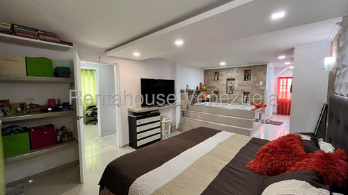 Casa En Venta En Campo Claro 3 Niveles Caracas Angela Tochon
