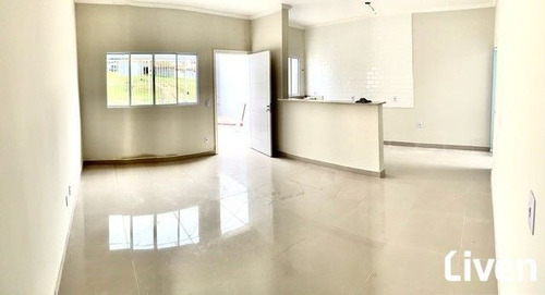 Imagem 1 de 12 de Casa Térrea Com 3 Dormitórios, Suíte, 3 Banheiros Com Espaço Para Churrasqueira - 8500
