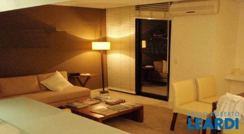 Imagem 10 de 14 de Flat - Itaim Bibi - Sp - 127154