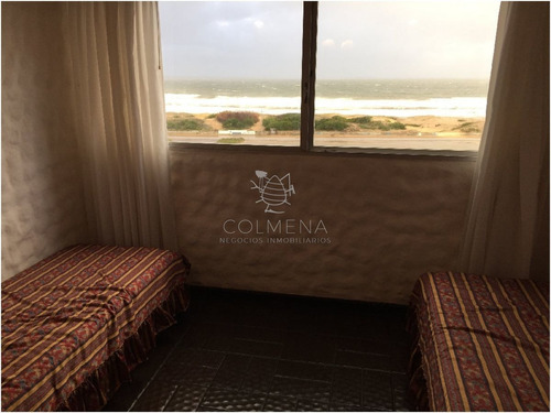 Imagen 4 de 12 de Frente Al Mar. - Punta Del Este Brava