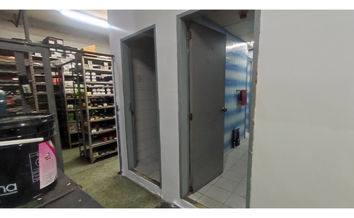 Se Vende Local Comercial En Quinta Crespo 550m2