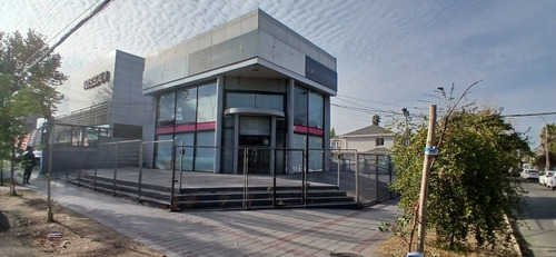 Excelente Local Comercial 654 M2 En Privilegiada Esquina