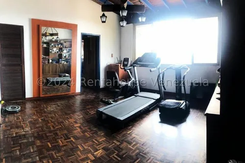 Bellisima Propiedad, Casa Estilo Colonial En Venta Ubicada En Oripoto 24-27451