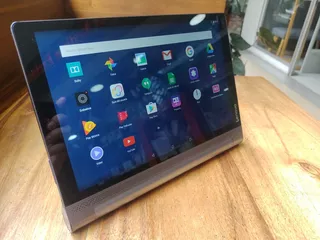 Tablet Lenovo Yoga 3 Pro + Proyector Rotable De 50 Lúmenes