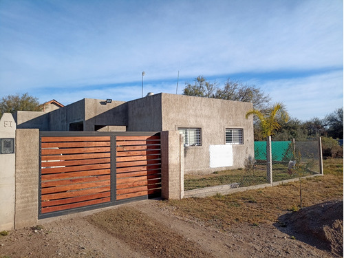 Casa , Pileta Y Cabaña A Estrenar En Venta Merlo San Luis