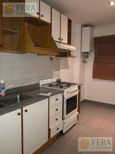 Imagen 3 de 10 de Venta De Departamento 3 Ambientes En Bernal ( 25641)