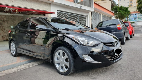 Hyundai Elantra 2012
