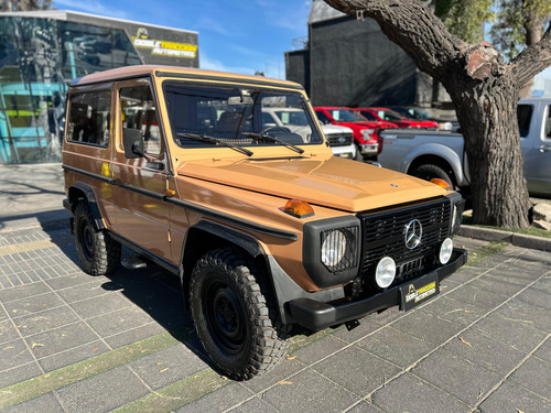 Unico En Su Generación 1, Clase G300