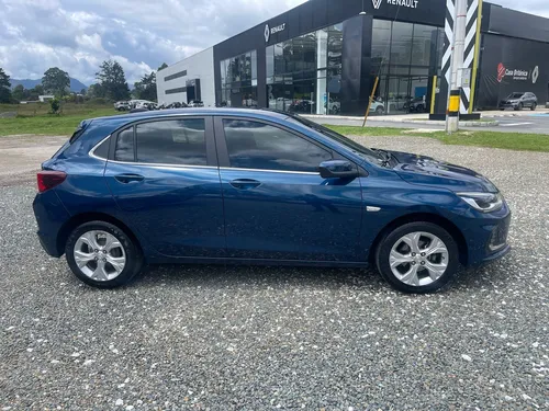 Chevrolet Onix 1.0T Premier Sedan At