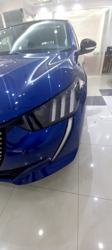 Imagen 12 de 16 de Peugeot 208 Feline 1.6 Tiptronic 2023