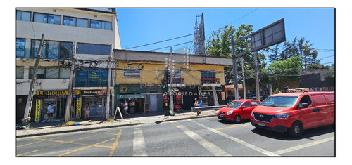 Oportunidad - Paquete De 6 Locales 2 Dptos - Frente Al Mall