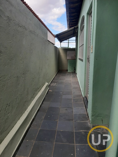 Imagem 5 de 11 de Casa Em Miramar (barreiro) - Belo Horizonte - 13851
