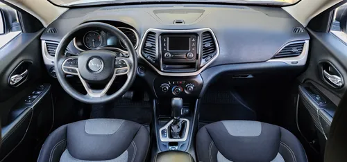Jeep Cherokee 2.4 SPORTS