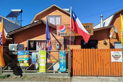 Casa Y Negocio En Venta En Pucón