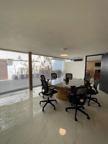 Casa Para Oficinas Con Uso De Suelo S