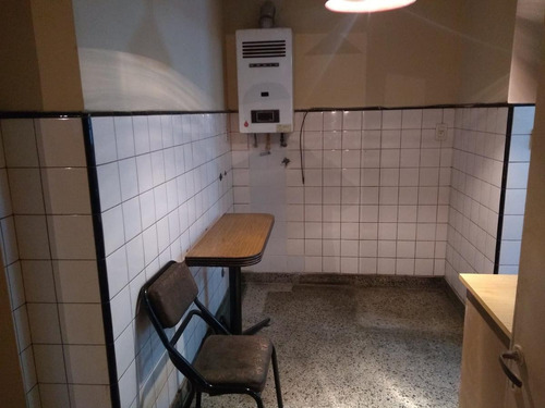 Imagen 14 de 17 de Departamento -3 Amb. Con Dependencia- Rivadavia 6100- Caballito