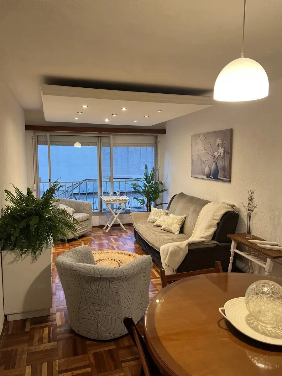 Alquiler Apartamento 3 Dormitorios Cordón Semi Amoblado · Photo 3