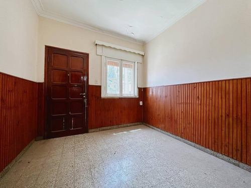 Casa En Venta De 2 Dormitorios C/ Cochera En Pedro Pico