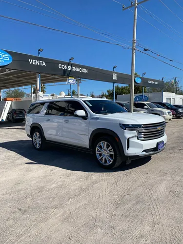 Chevrolet Suburban 5p High Country V8/6.2 Aut