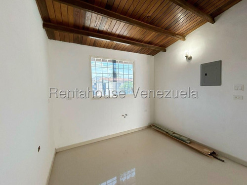 Nataly Zambrano*25-18080 Bella Moderna Acabados De Primera Casa (1 Nivel) En Venta En Tierra Del Sol, Para Empezar Una Nueva Historia Con Tu Familia .