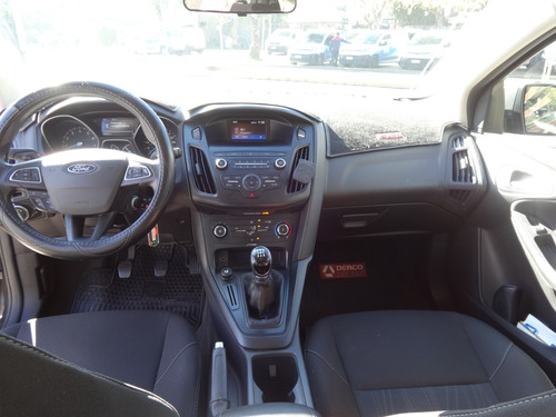 Ford Focus Focus 5d Se 2.0l Mt