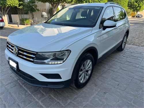 Volkswagen Tiguan 1.4 Trendline At