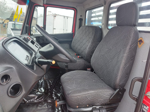 Mercedes Benz Mb Atron 1319 Ano 2014 Carroceria De Madeira