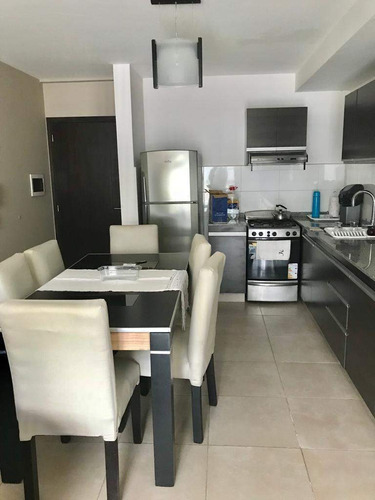 Imagen 7 de 24 de Departamento De Categoría Con Amenities Sobre La Costanera