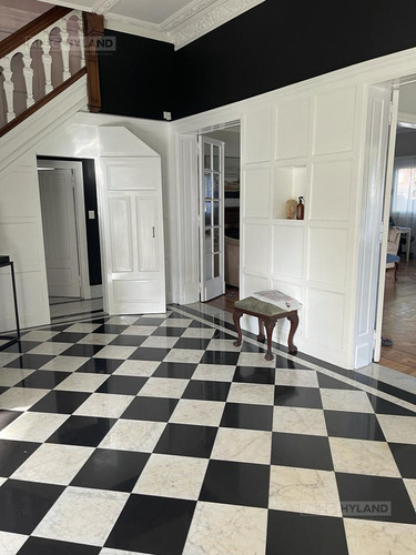 Excelente Chalet Inglés, En Alquiler Y Venta En Martínez, Vías A Libert