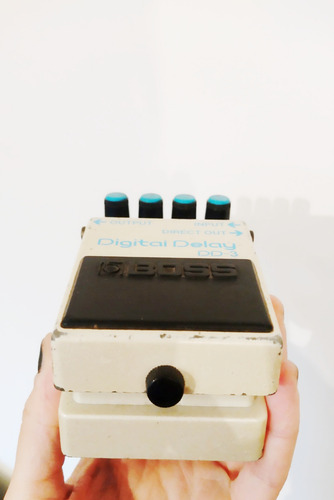 Boss Dd3 Long Chip Pedal Delay P/ Guitarra Blanco (Usado)