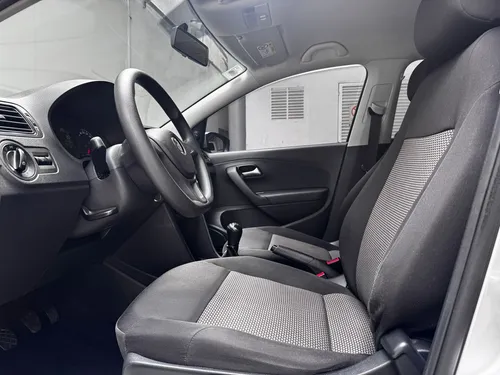 Volkswagen Vento 1.6 Startline Mt