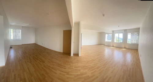 Vendo Piso Residencial En Lago Esmeralda Cod. Dev213