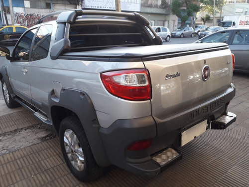 Imagen 6 de 10 de Fiat Strada 1.6 Adventure Cd Locker J Perez Ruiz